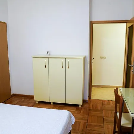 Appartement Skopjepad - Centrally Located, Stylish Pad Skopje