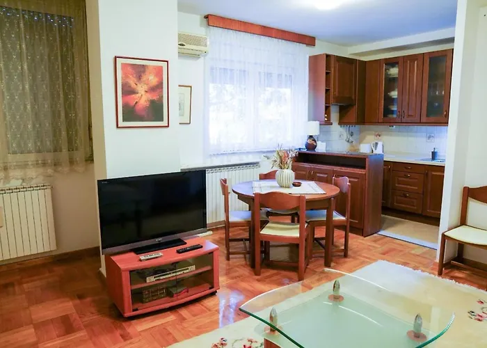 Appartement Skopjepad - Centrally Located, Stylish Pad *